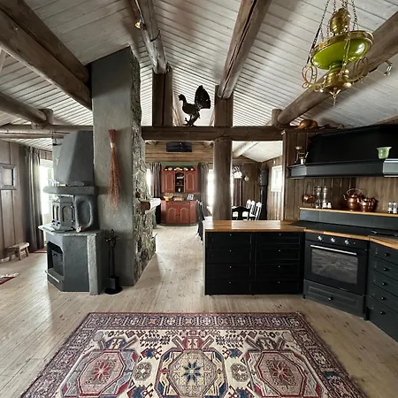 Semesterbostad Welcoming With Fireplace & Modern Kitchen Beitostolen