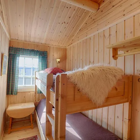 Welcoming With Fireplace & Modern Kitchen Semesterbostad