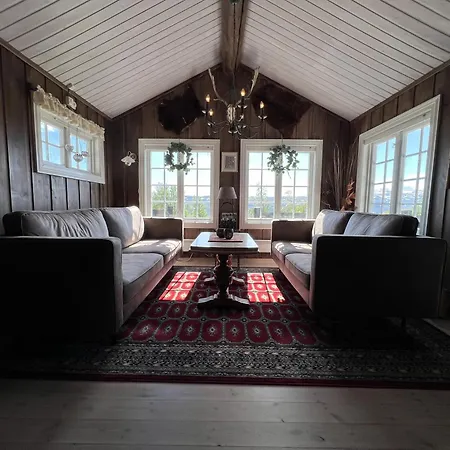 Welcoming With Fireplace & Modern Kitchen Semesterbostad Beitostolen