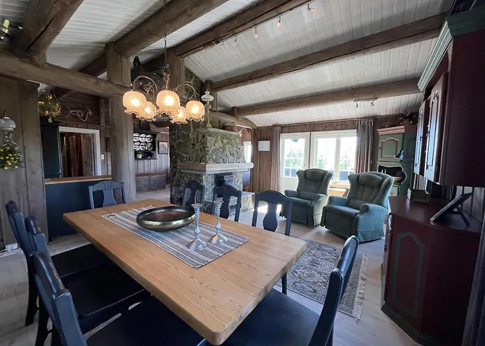 Welcoming With Fireplace & Modern Kitchen * Beitostolen