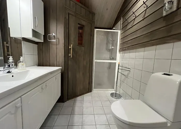 Welcoming With Fireplace & Modern Kitchen * Beitostolen